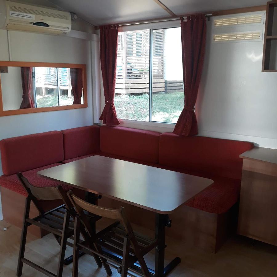 Mobile Homes Comfort Capri Bijela Uvala Mugeba Екстериор снимка