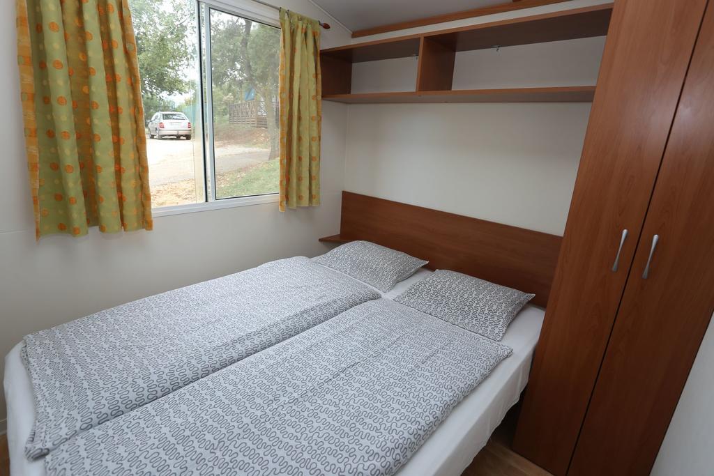 Mobile Homes Comfort Capri Bijela Uvala Mugeba Стая снимка